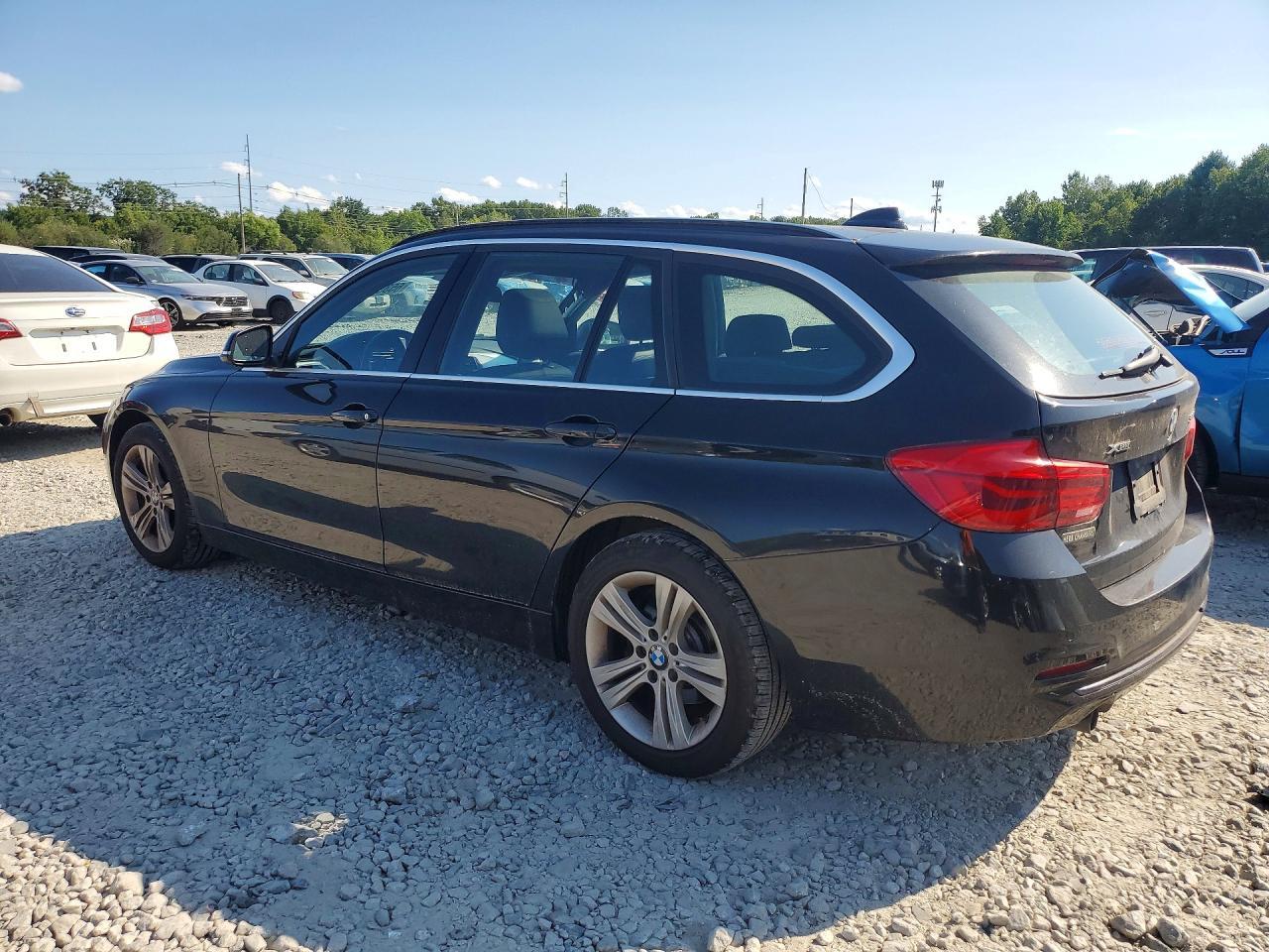 2016 BMW 328 D xDrive - zdjęcie 2
