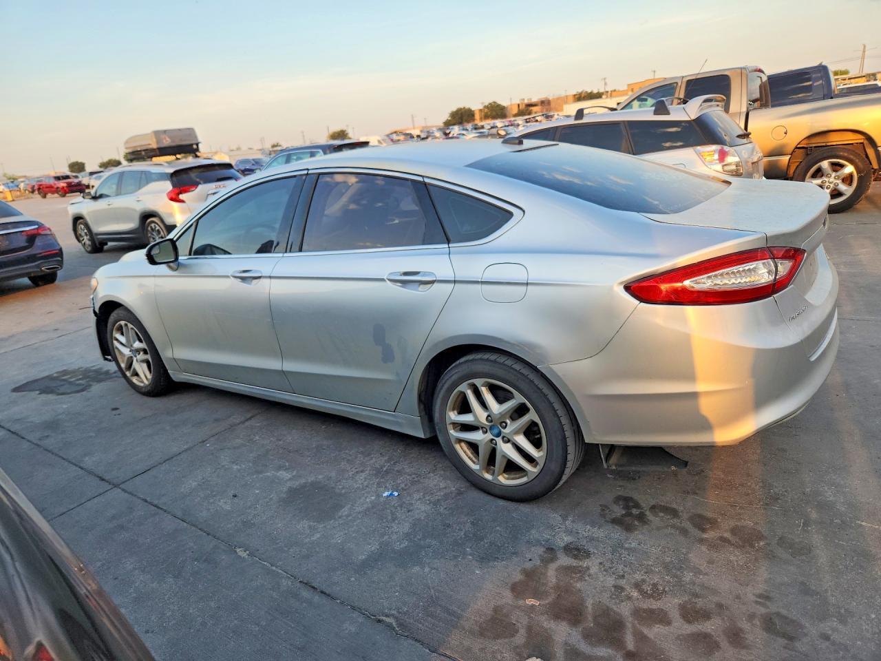 2013 Ford Fusion Se - zdjęcie 2