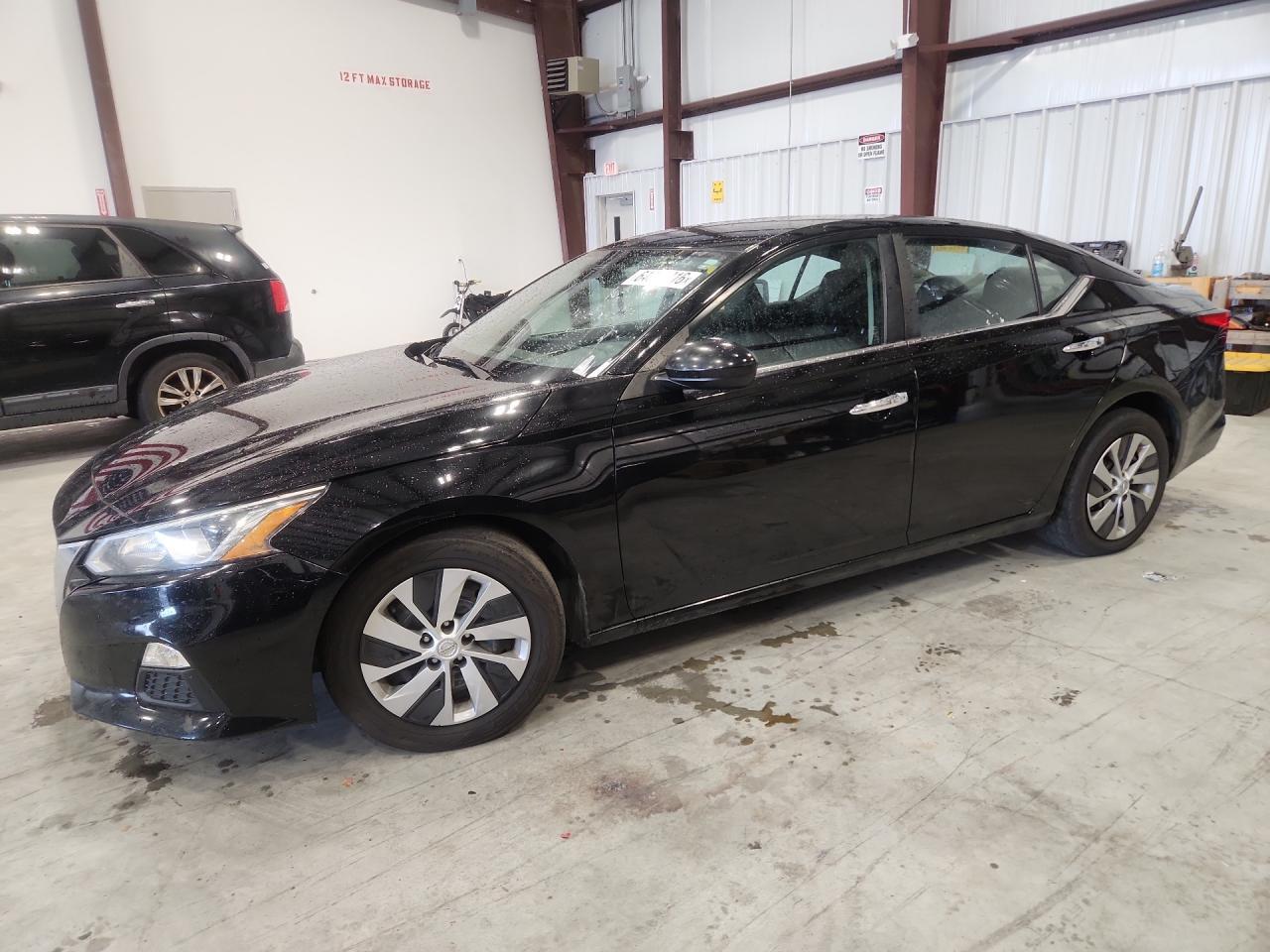 2021 Nissan Altima S - zdjęcie główne