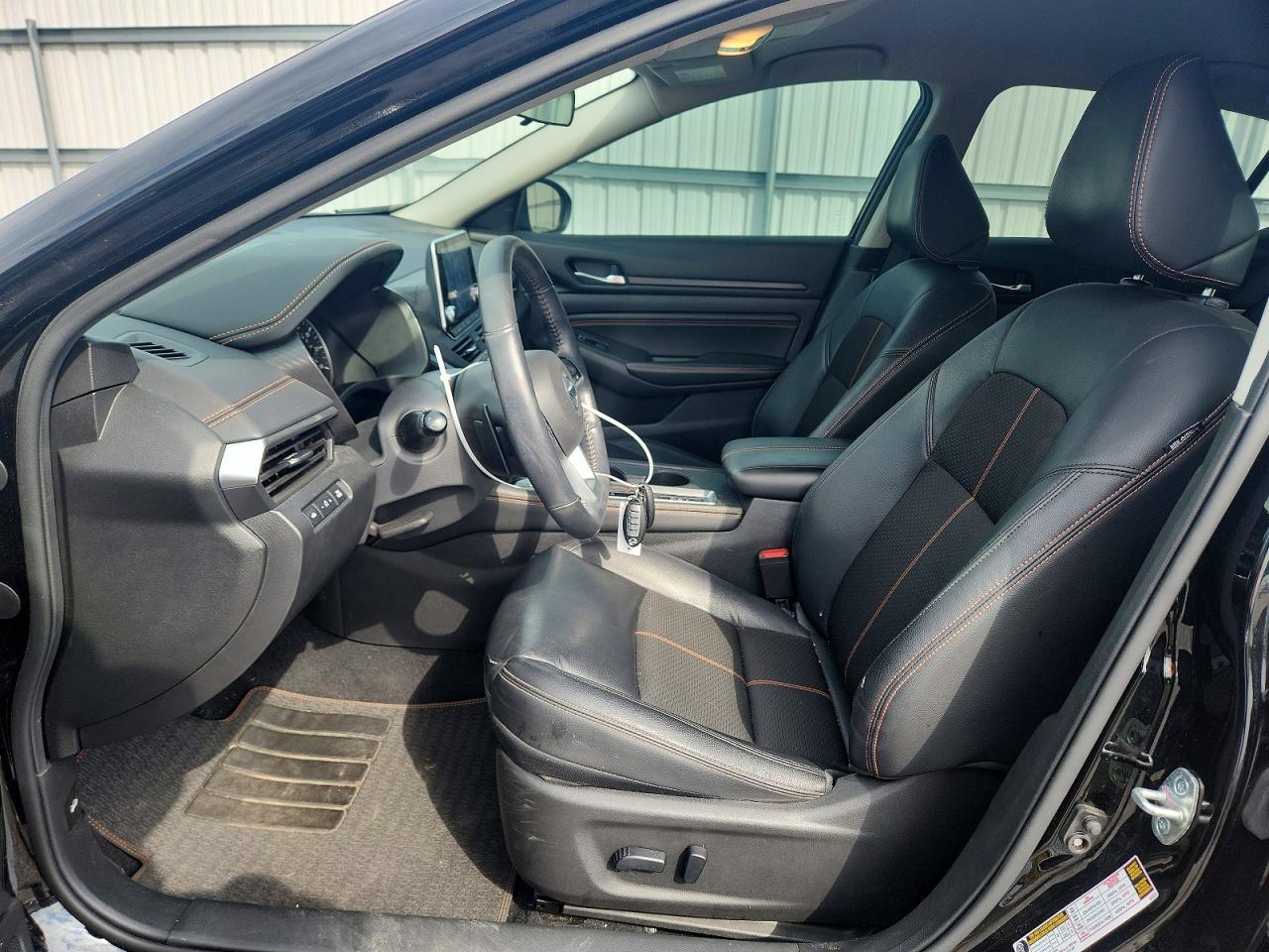 2021 Nissan Altima Sr - zdjęcie 7