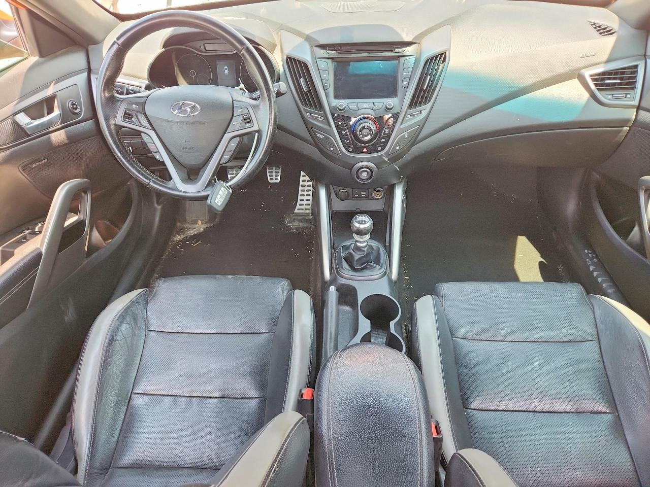 2016 Hyundai Veloster Turbo - zdjęcie 8