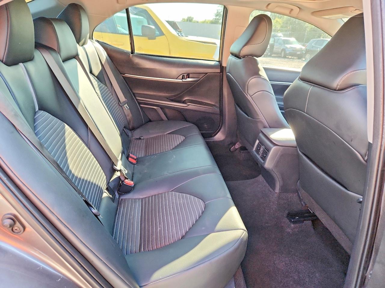 2023 Toyota Camry Se - zdjęcie 10