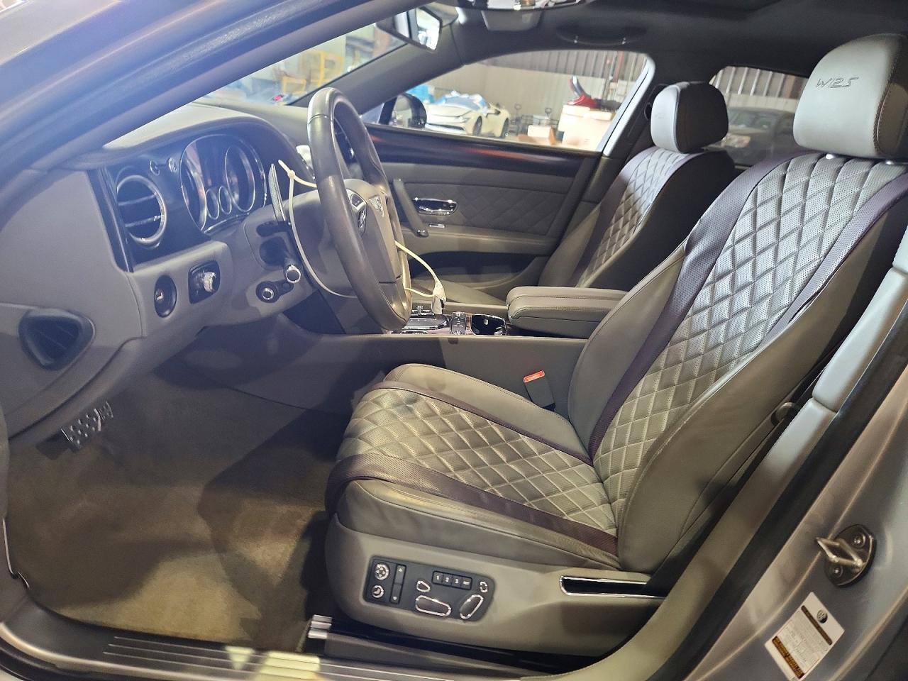 2017 Bentley Flying Spur - zdjęcie 7