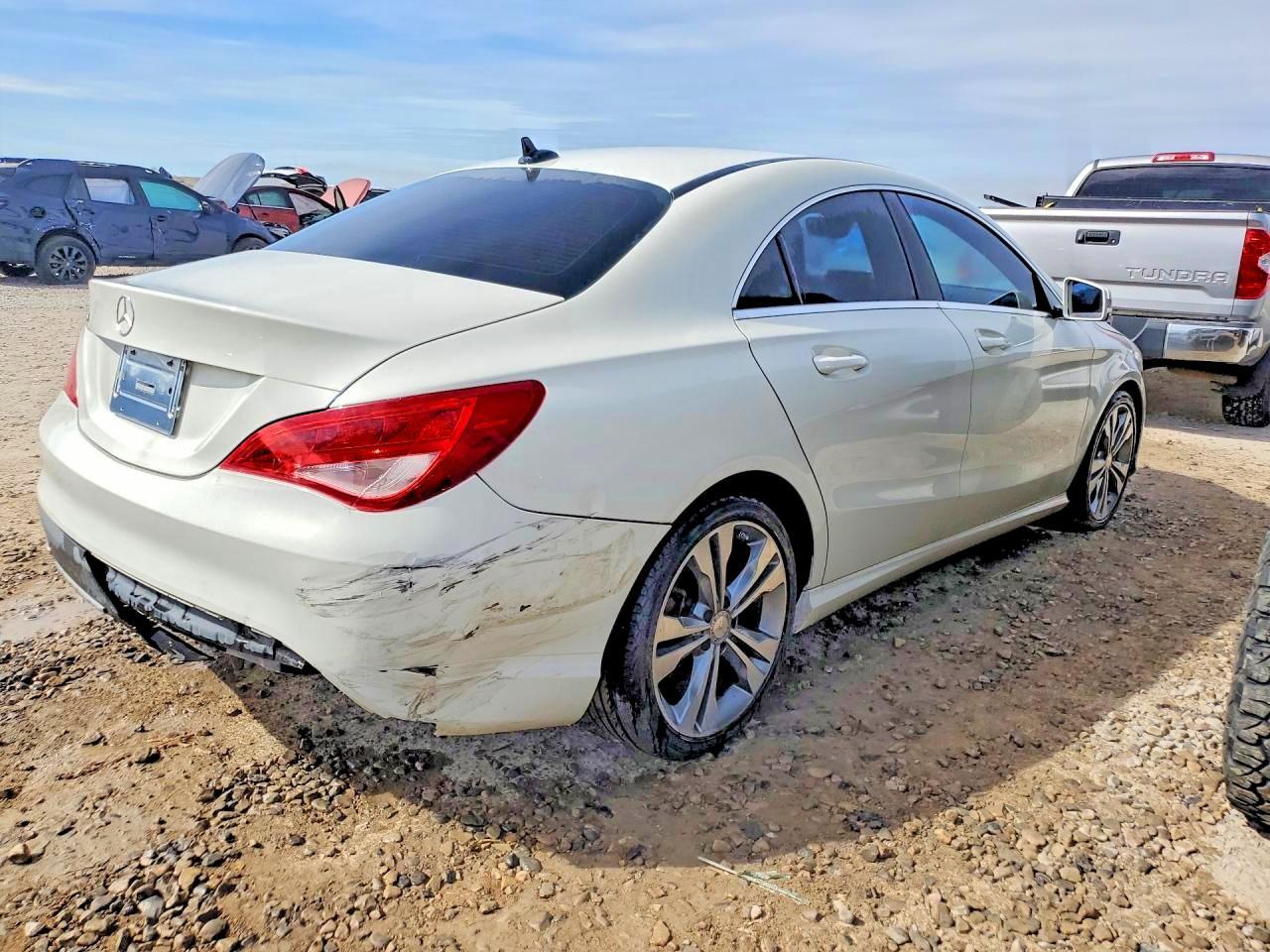 2017 Mercedes-Benz Cla 250 - zdjęcie 3