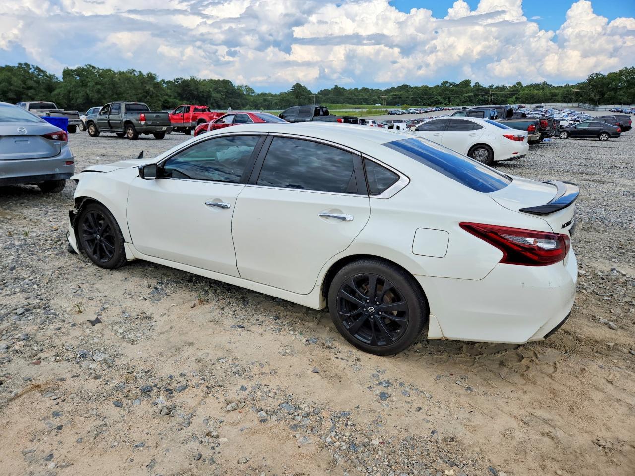 2018 Nissan Altima 2.5 Sr - zdjęcie 2