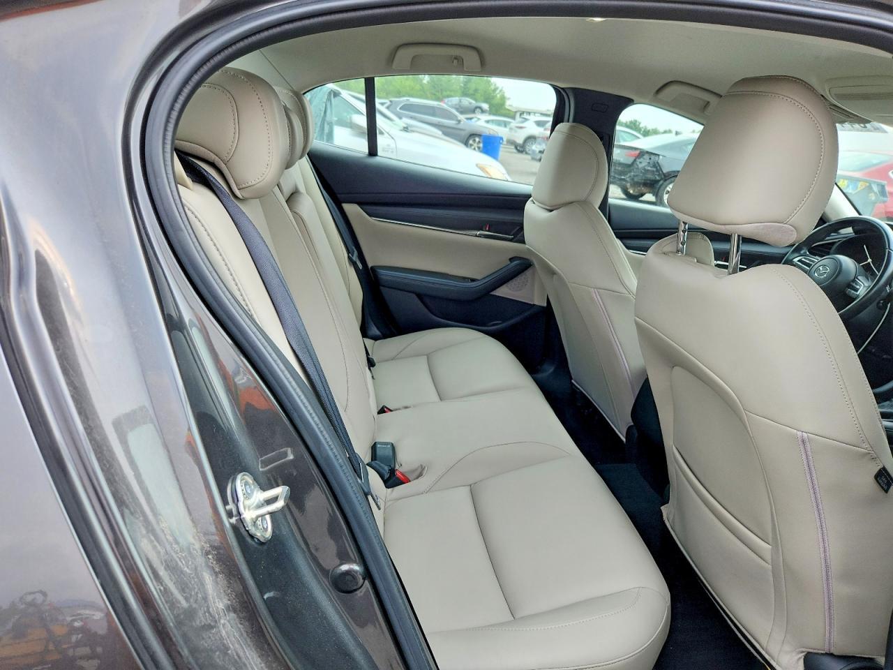 2019 Mazda 3 Select - zdjęcie 10