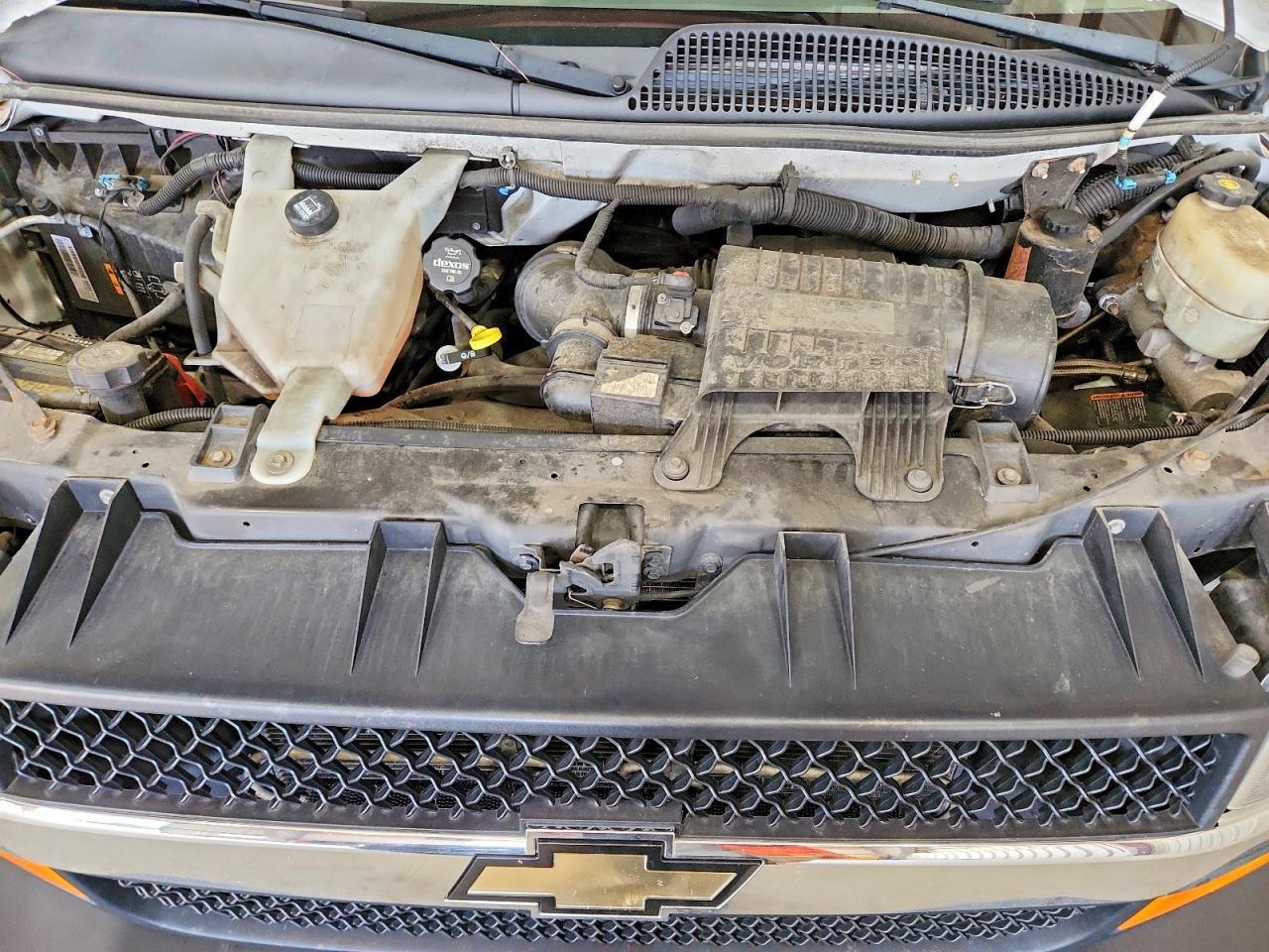 2016 Chevrolet Express G3500 Ls - zdjęcie 12