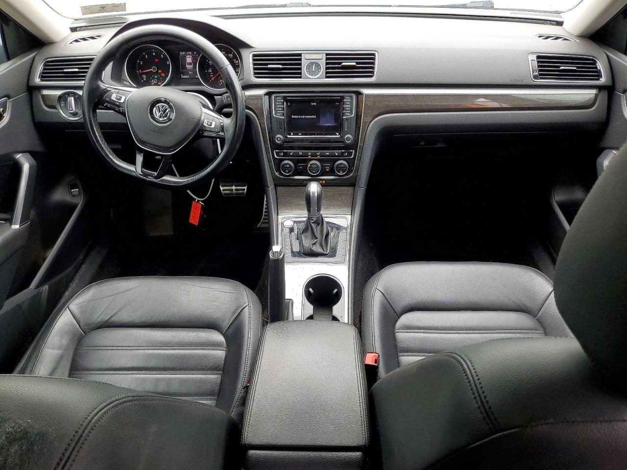 2017 Volkswagen Passat Sel Premium - zdjęcie 8