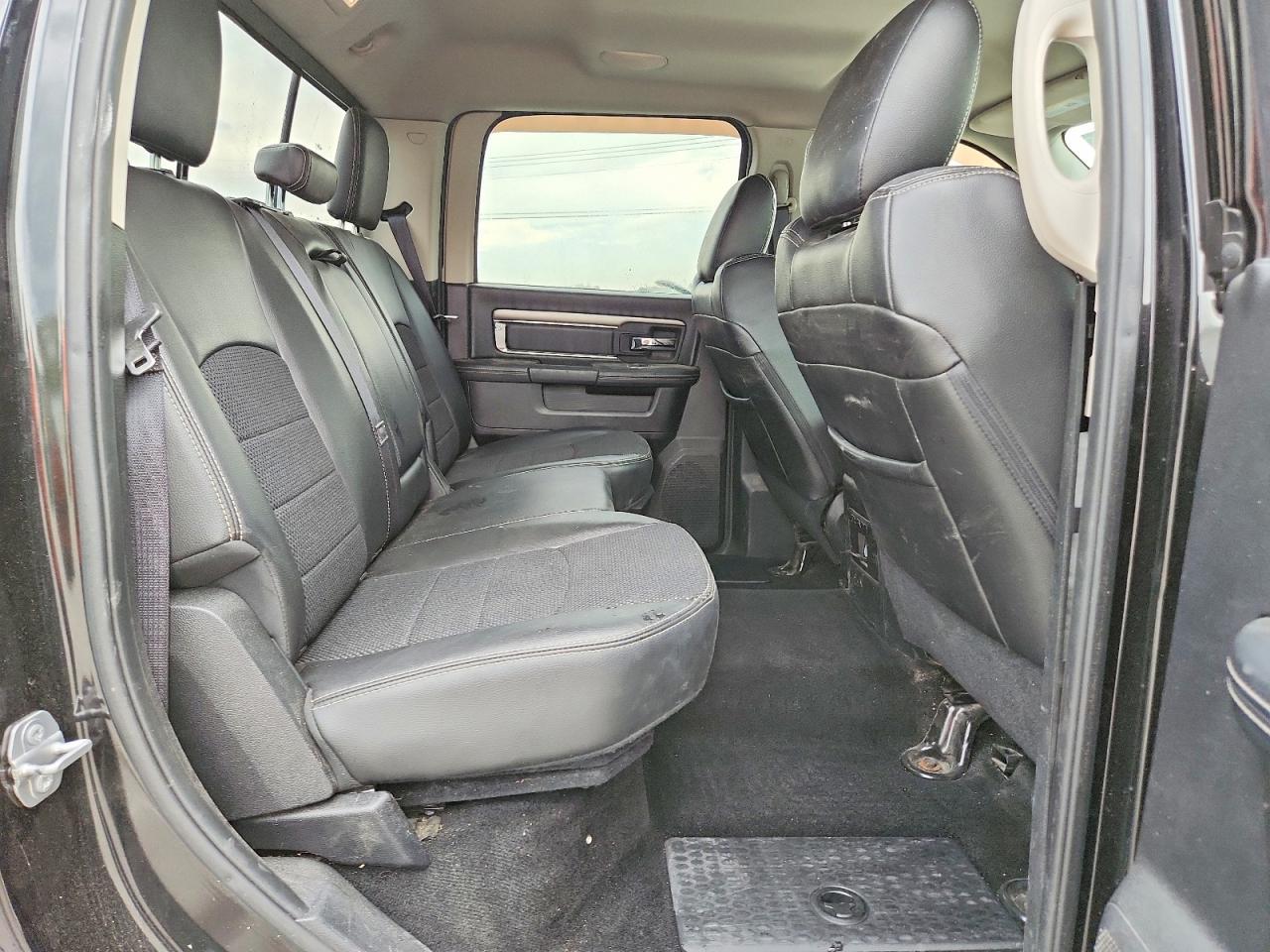2016 Ram 1500 Sport - zdjęcie 10