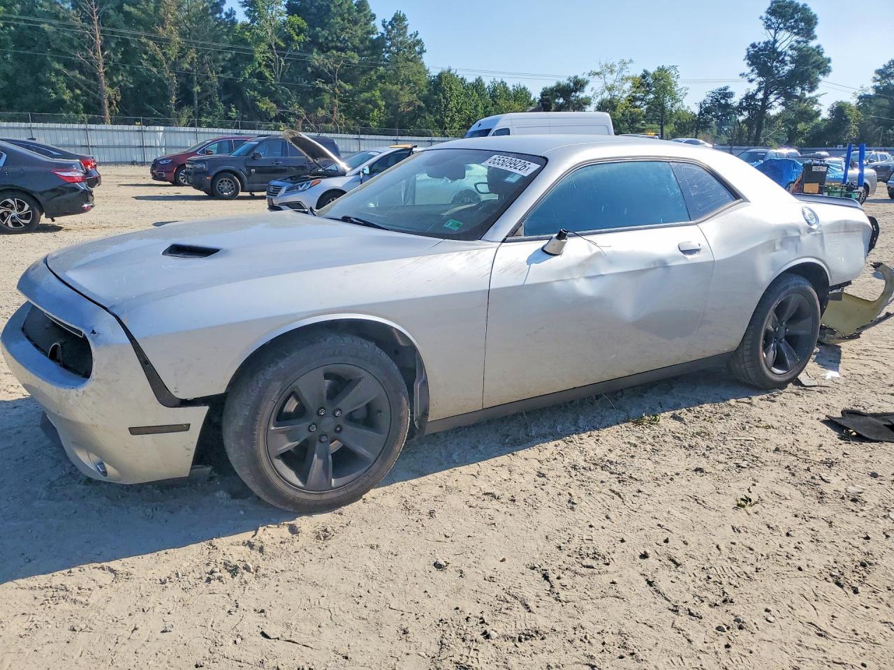 2023 Dodge Challenger Sxt - zdjęcie główne