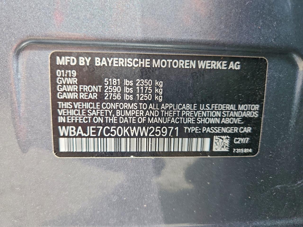 2019 BMW Seria 5 540i - zdjęcie 13
