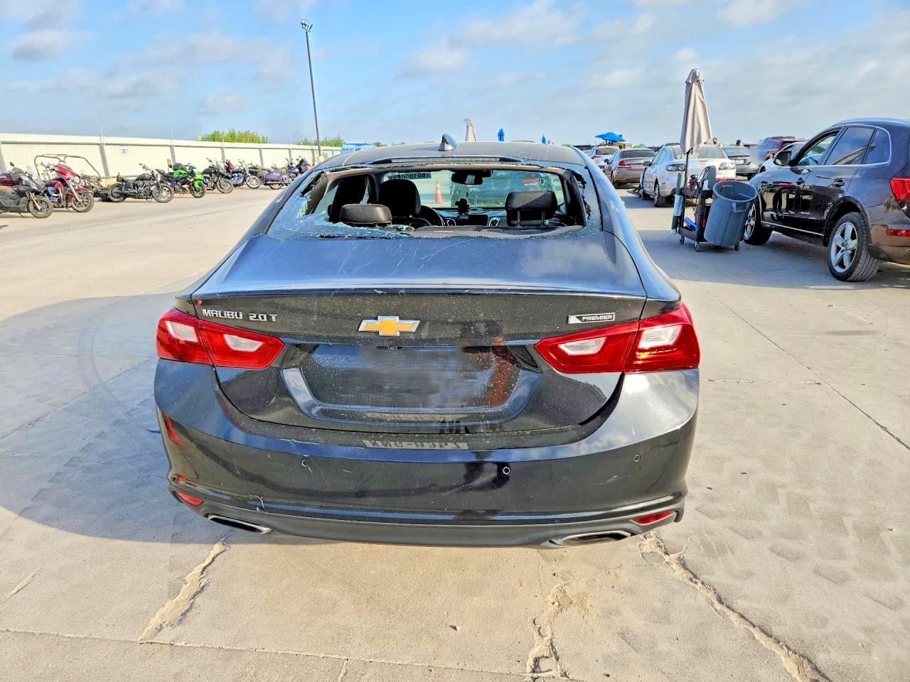 2016 Chevrolet Malibu Premier - zdjęcie 6