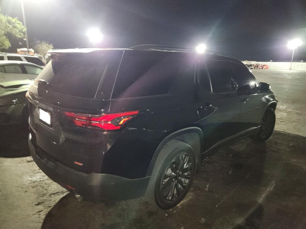 2023 Chevrolet Traverse Rs - zdjęcie 3