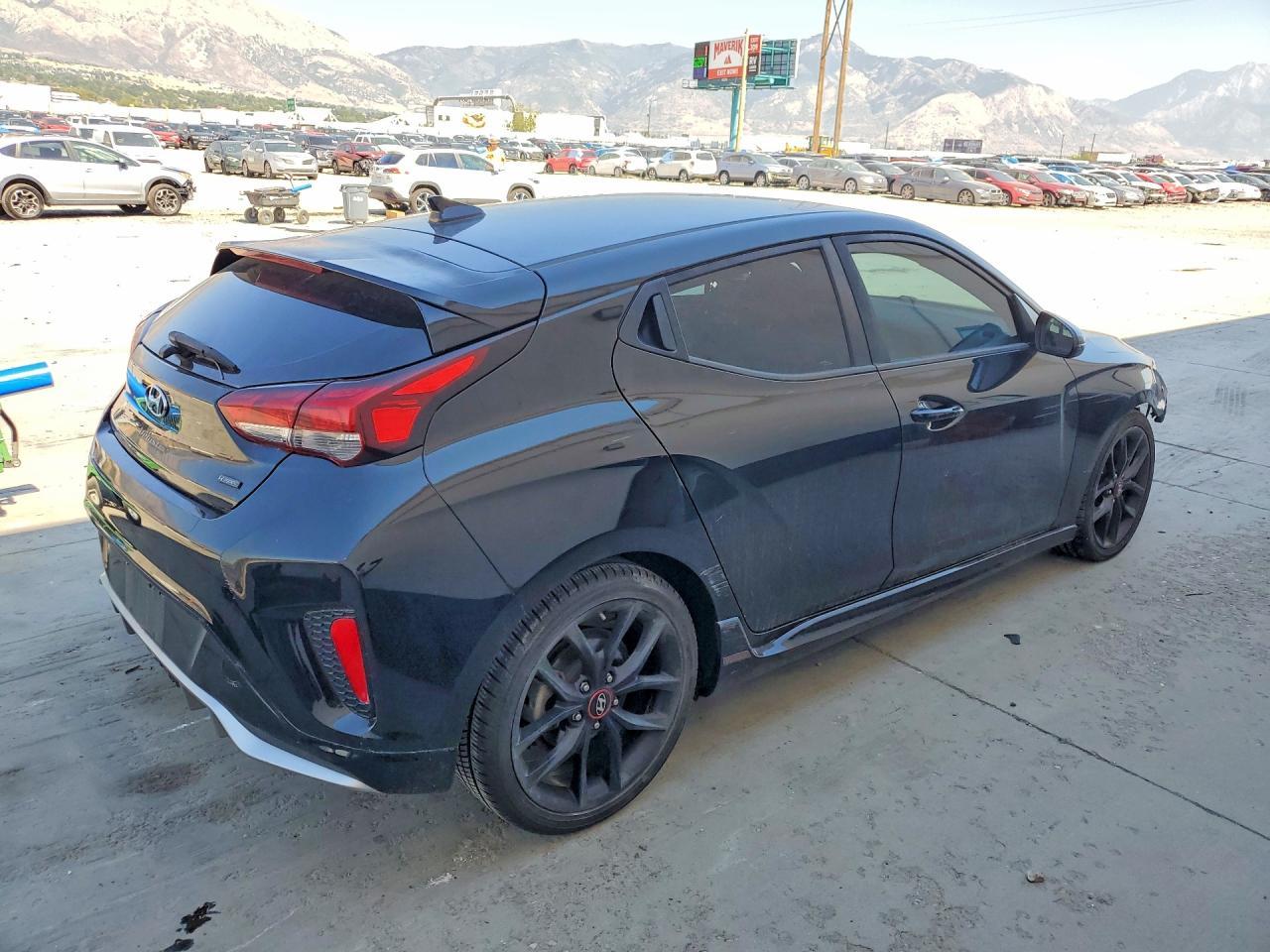 2020 Hyundai Veloster Turbo R-Spec - zdjęcie 3