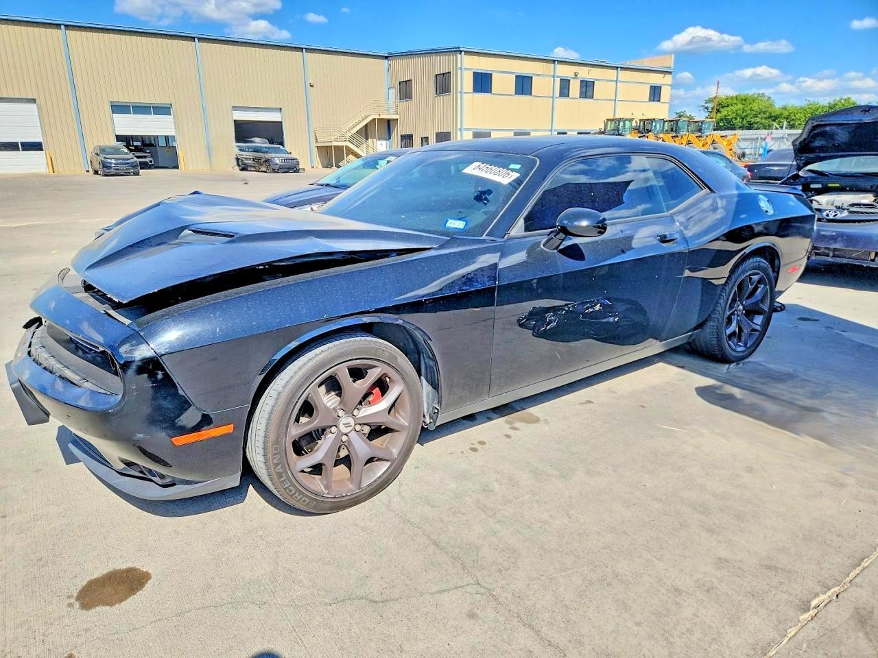 2017 Dodge Challenger Sxt - zdjęcie główne
