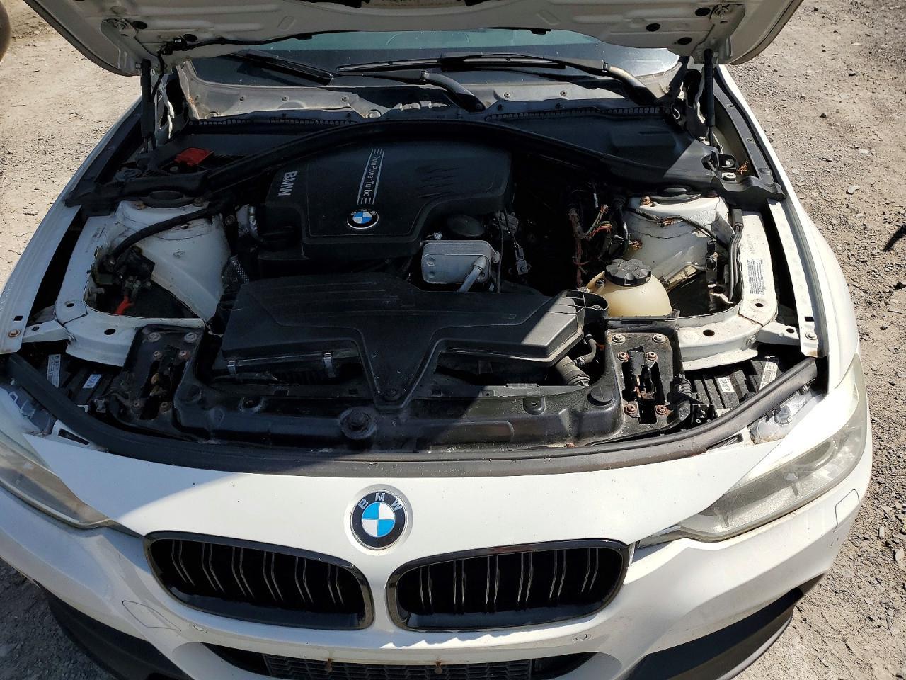 2014 BMW Seria 3 328i - zdjęcie 11