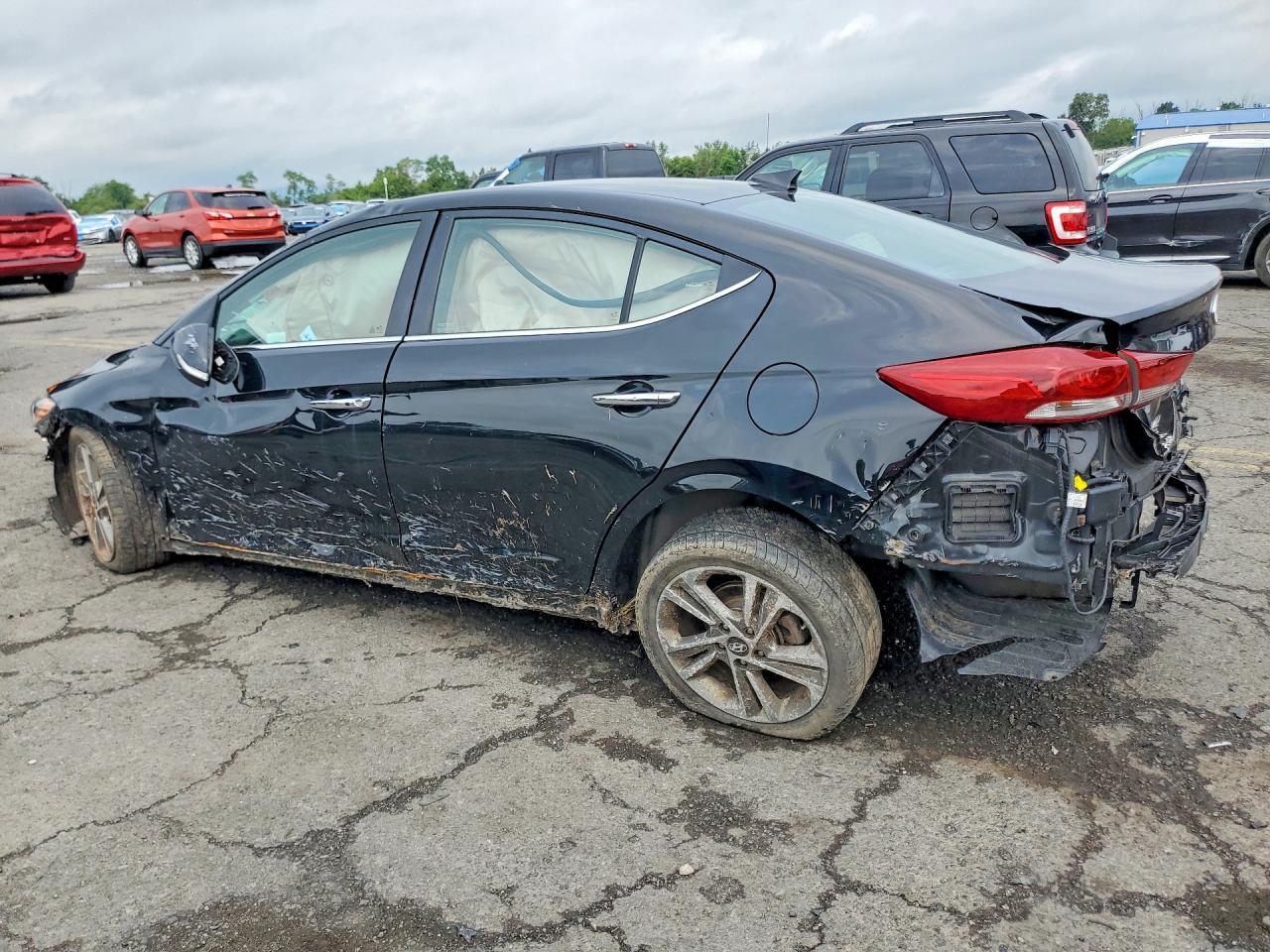 2017 Hyundai Elantra Limited - zdjęcie 2