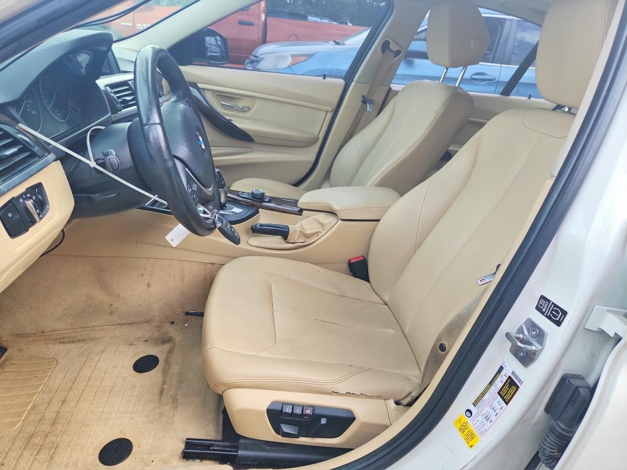 2015 BMW 328 I - zdjęcie 7