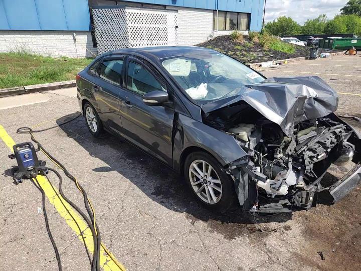 2016 Ford Focus Se - zdjęcie 13