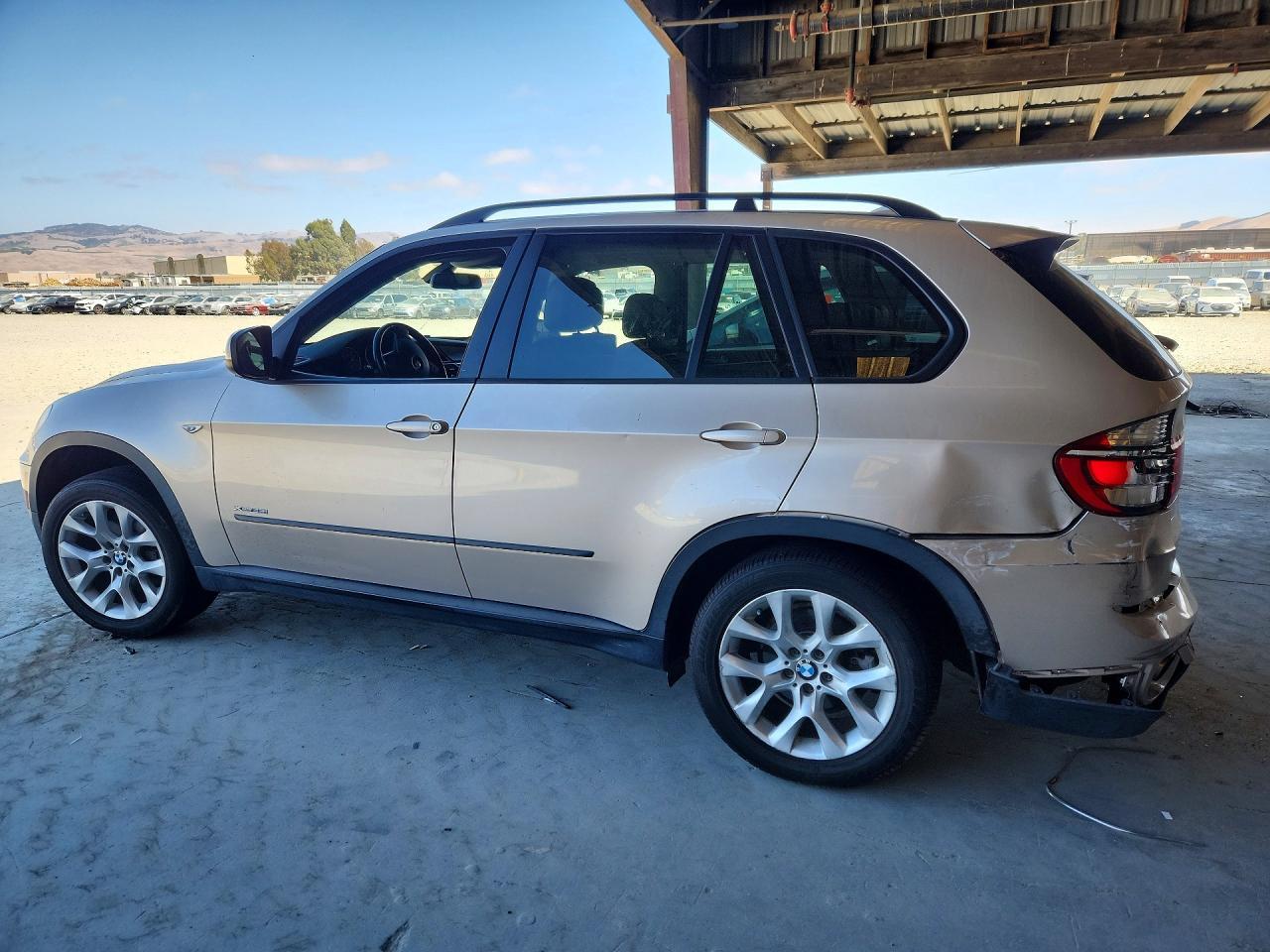 2013 BMW X5 xDrive35I - zdjęcie 2