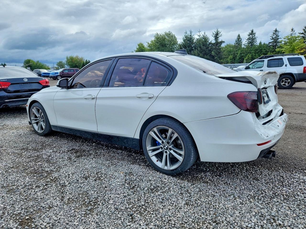 2014 BMW 328 Xi - zdjęcie 2