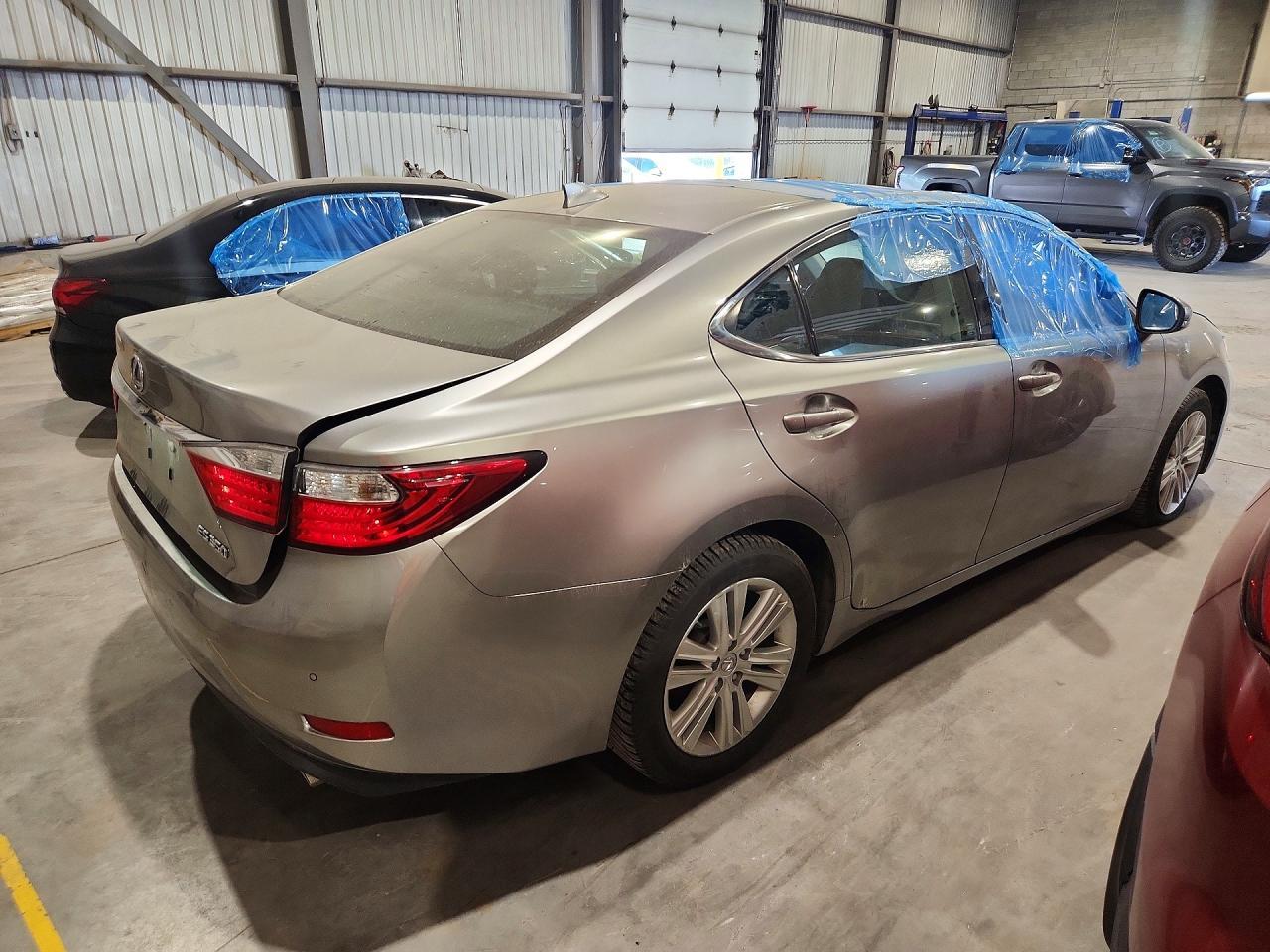 2015 Lexus Es 350 - zdjęcie 3