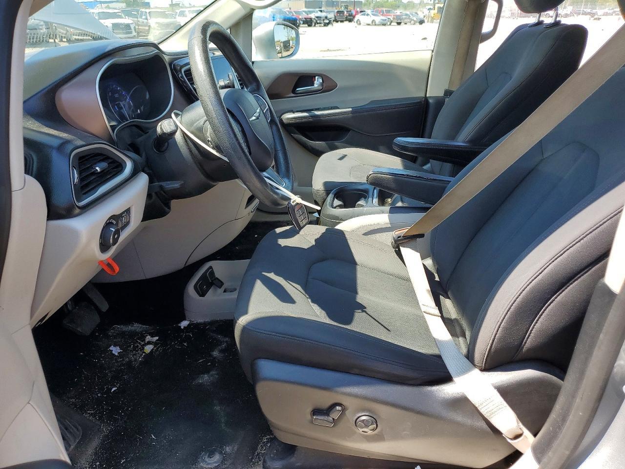 2019 Chrysler Pacifica Touring Plus - zdjęcie 7