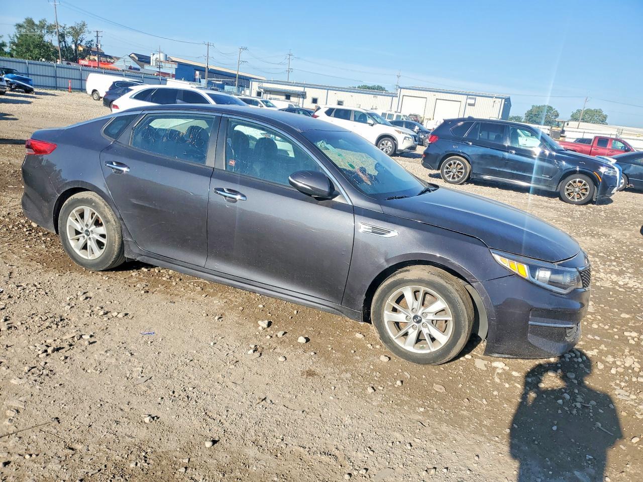 2017 Kia Optima Lx - zdjęcie 4