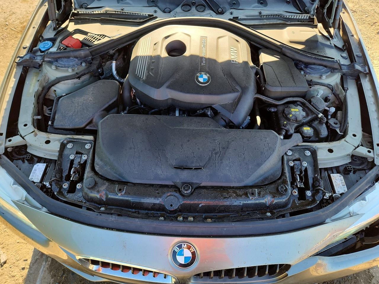 2017 BMW Seria 3 330i - zdjęcie 11