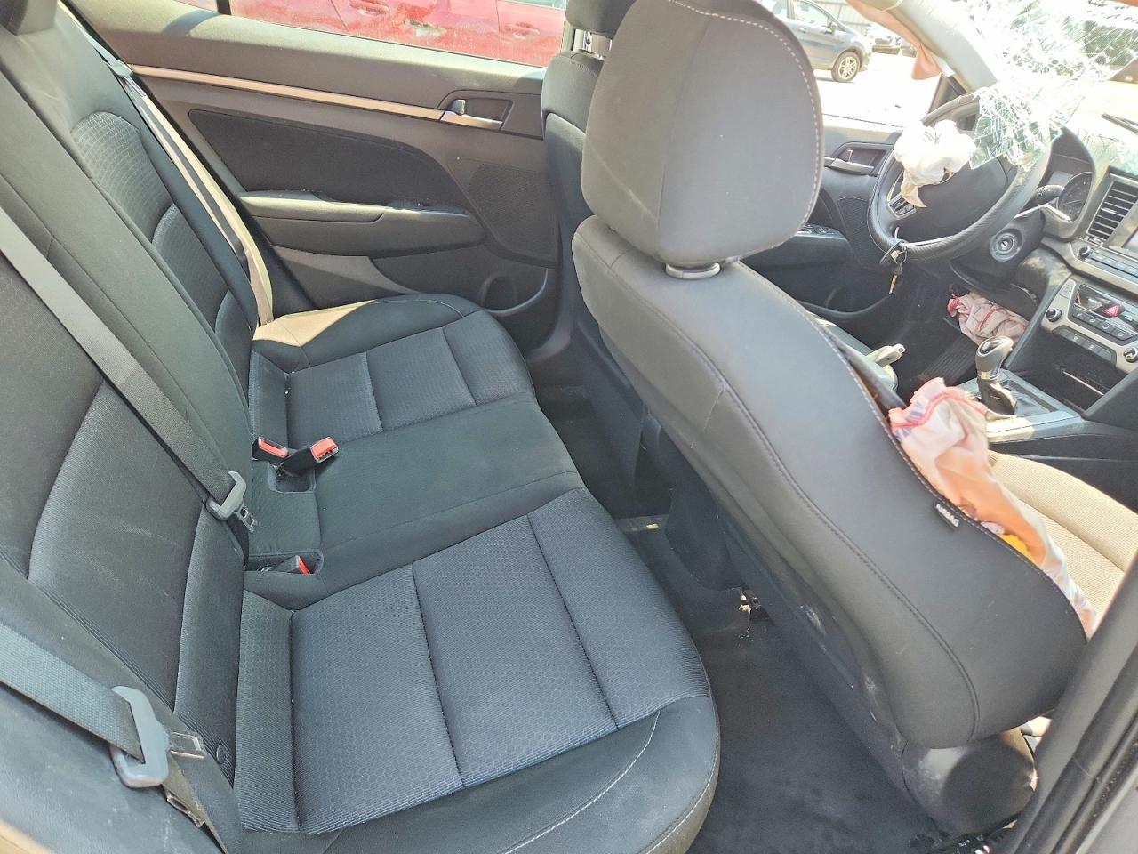 2018 Hyundai Elantra Sel - zdjęcie 10
