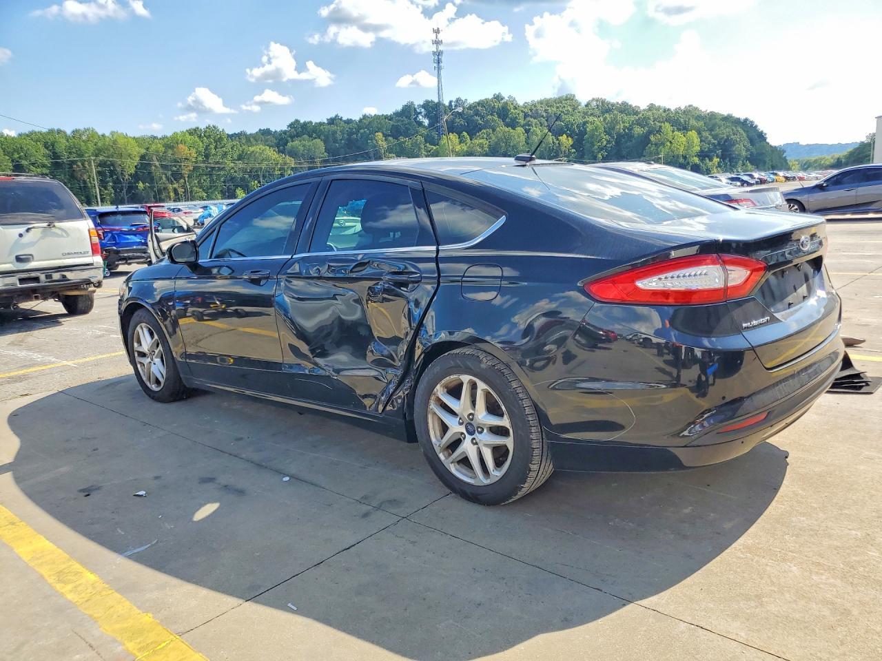 2016 Ford Fusion Se - zdjęcie 2