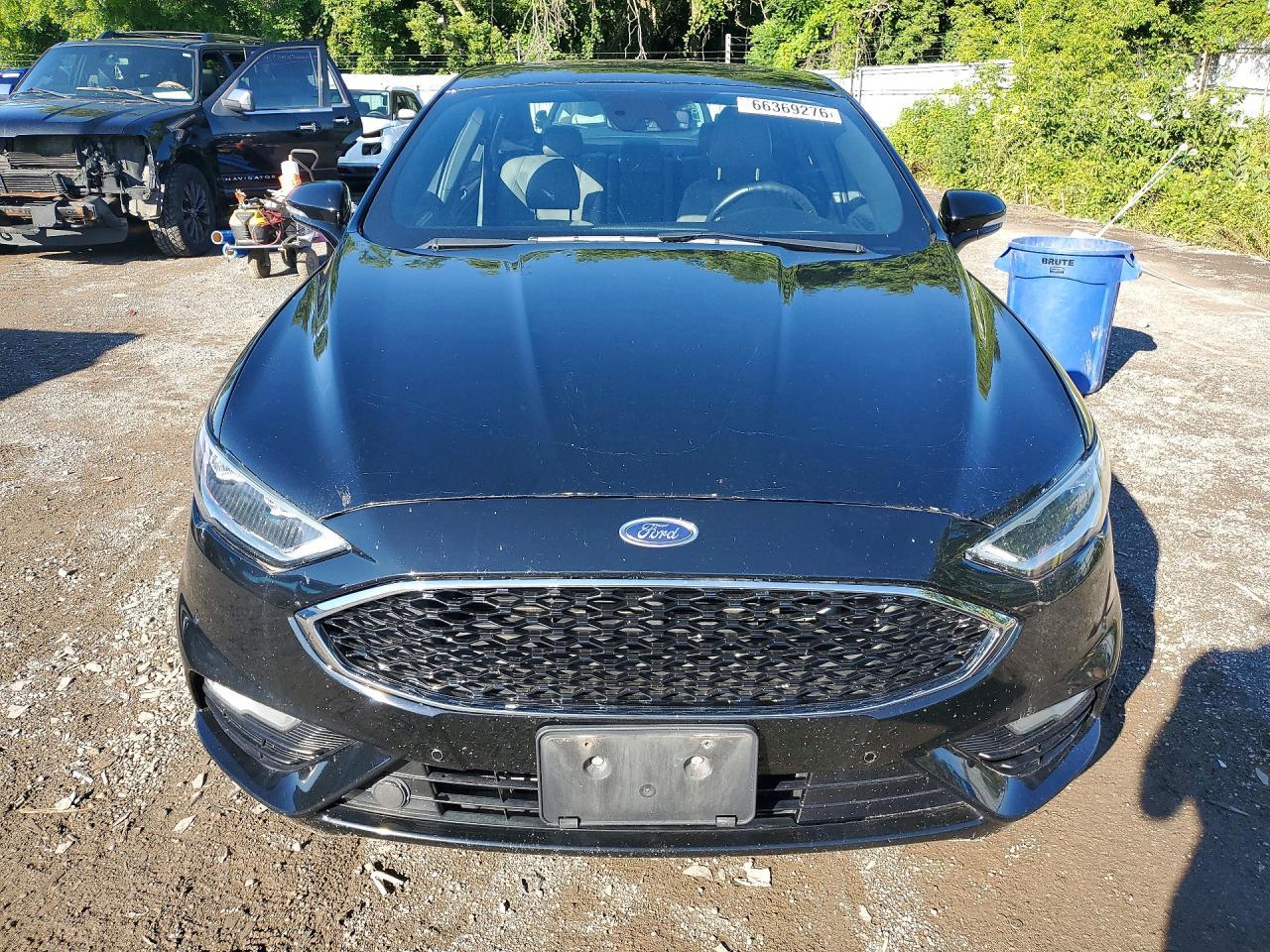 2017 Ford Fusion Sport - zdjęcie 5