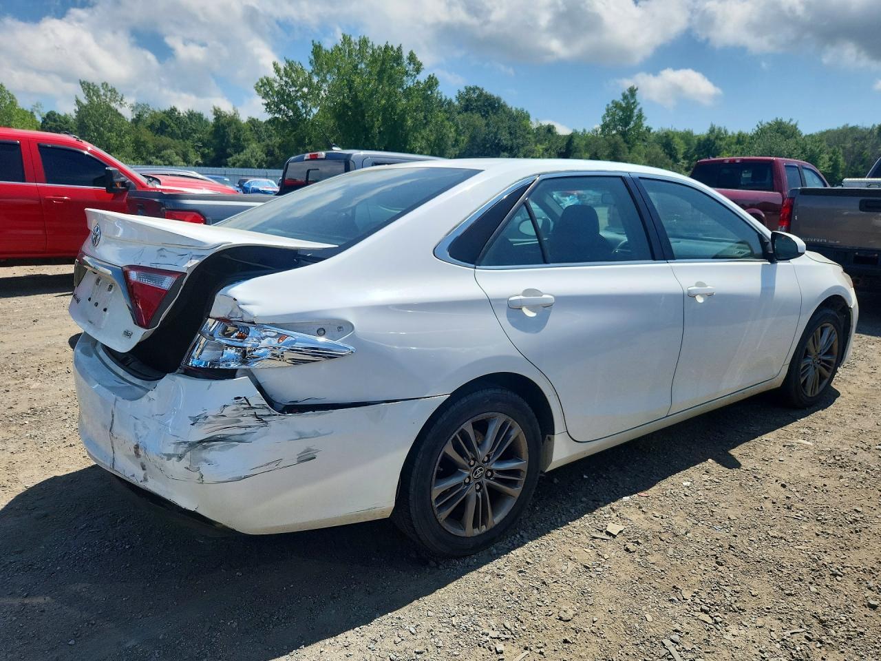 2017 Toyota Camry Se - zdjęcie 3