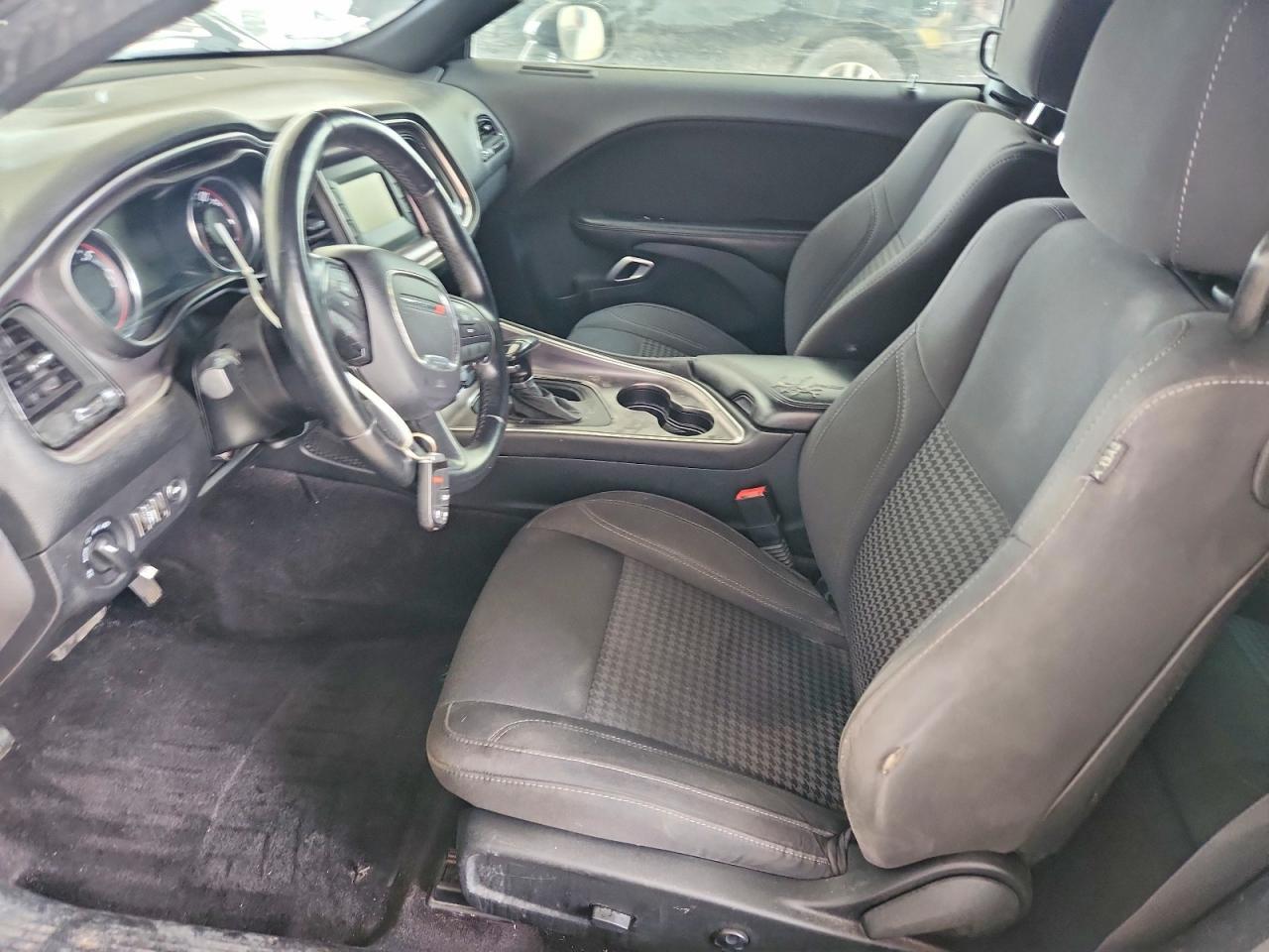 2016 Dodge Challenger Sxt - zdjęcie 7