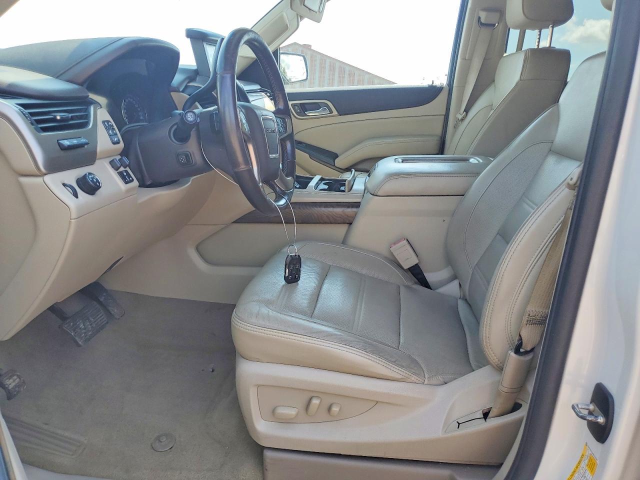 2019 GMC Yukon Denali - zdjęcie 7