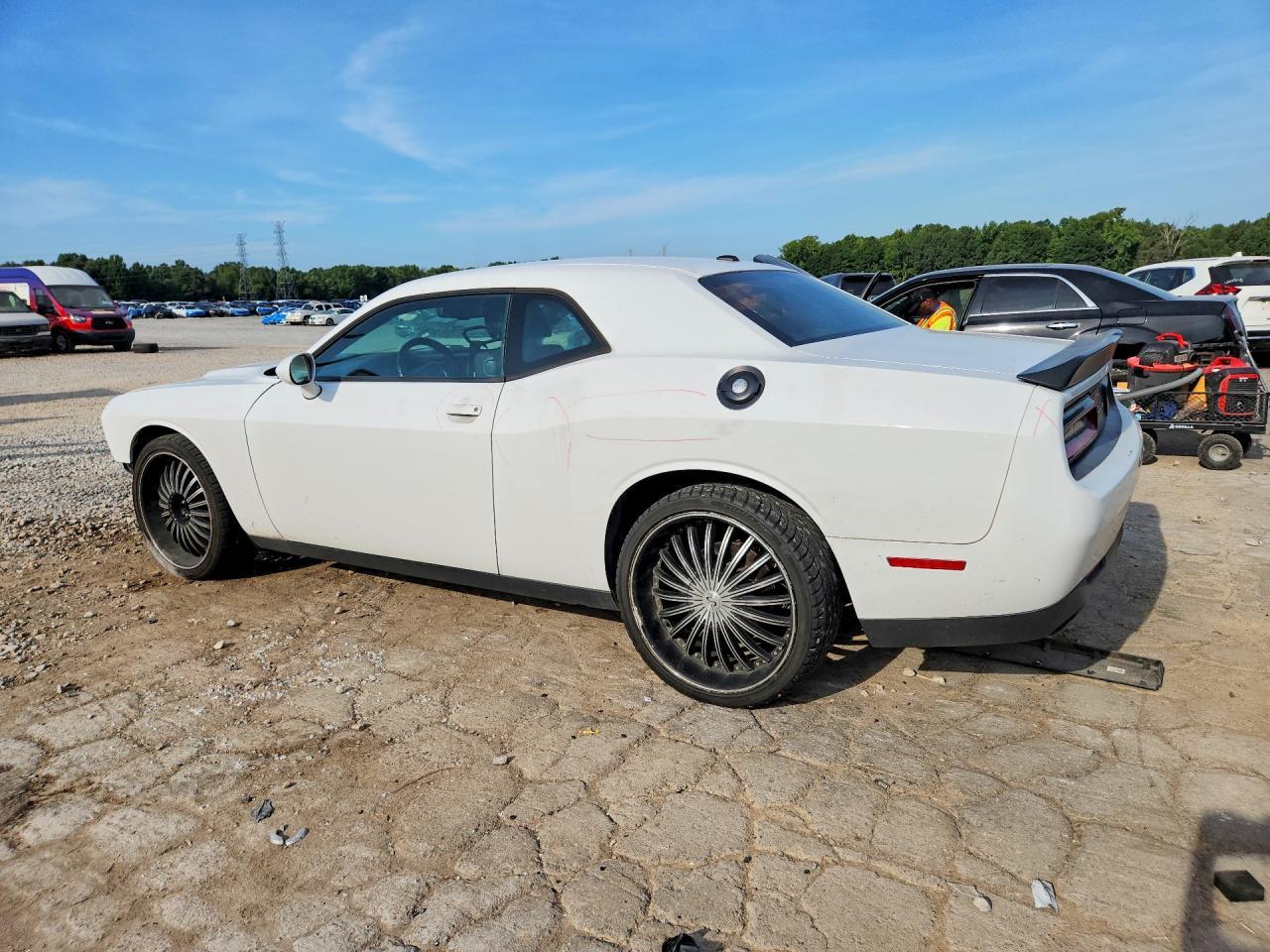2017 Dodge Challenger Sxt - zdjęcie 2