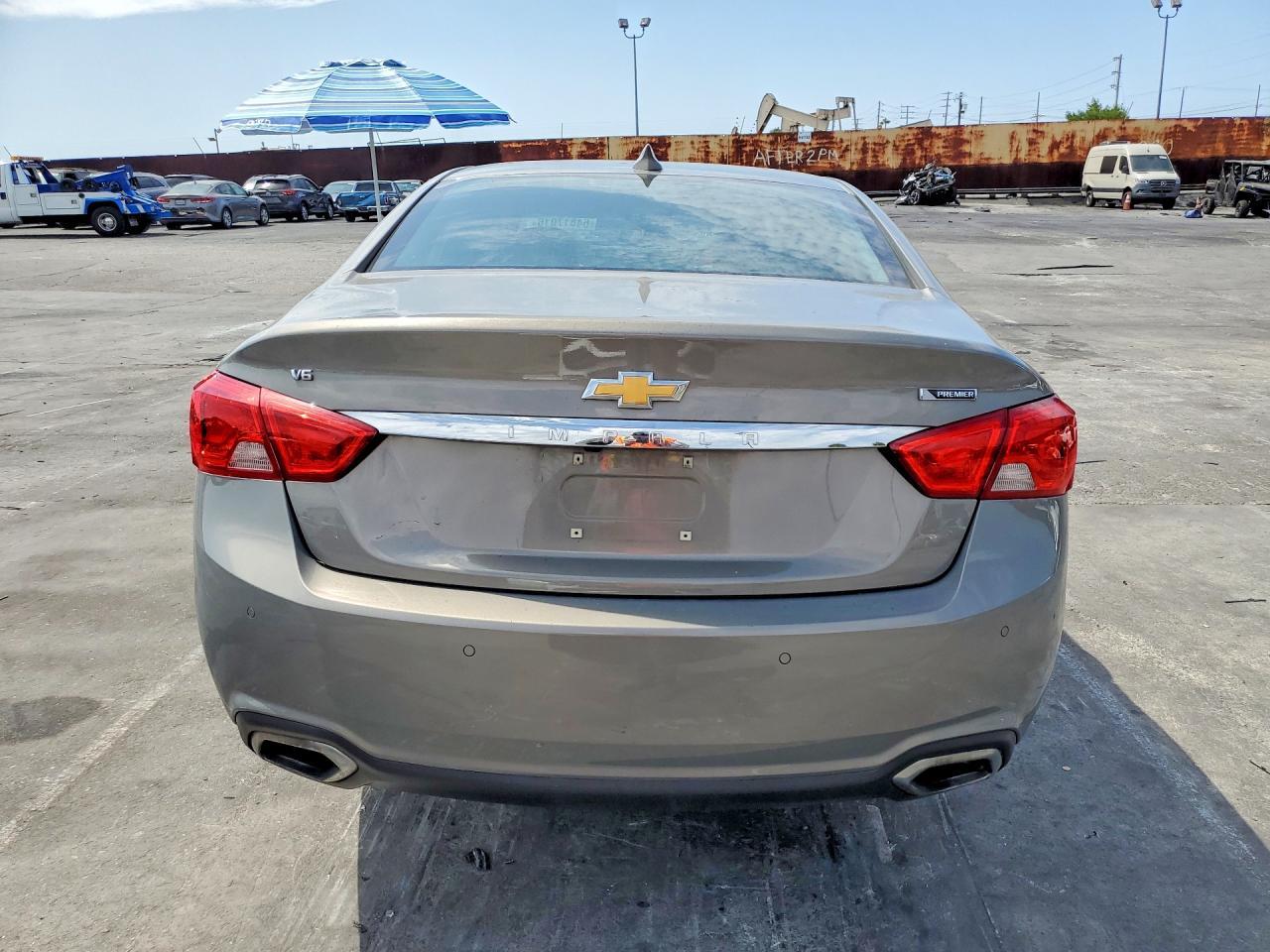 2019 Chevrolet Impala Premier - zdjęcie 6