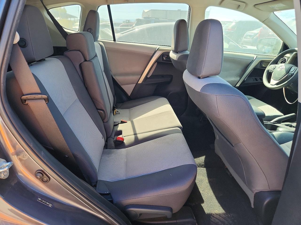 2013 Toyota Rav 4 - zdjęcie 10