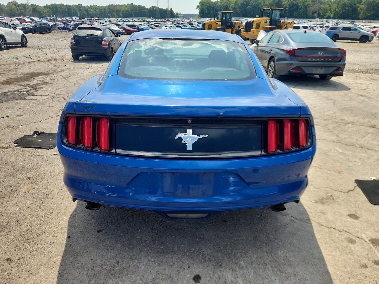 2017 Ford Mustang - zdjęcie 6