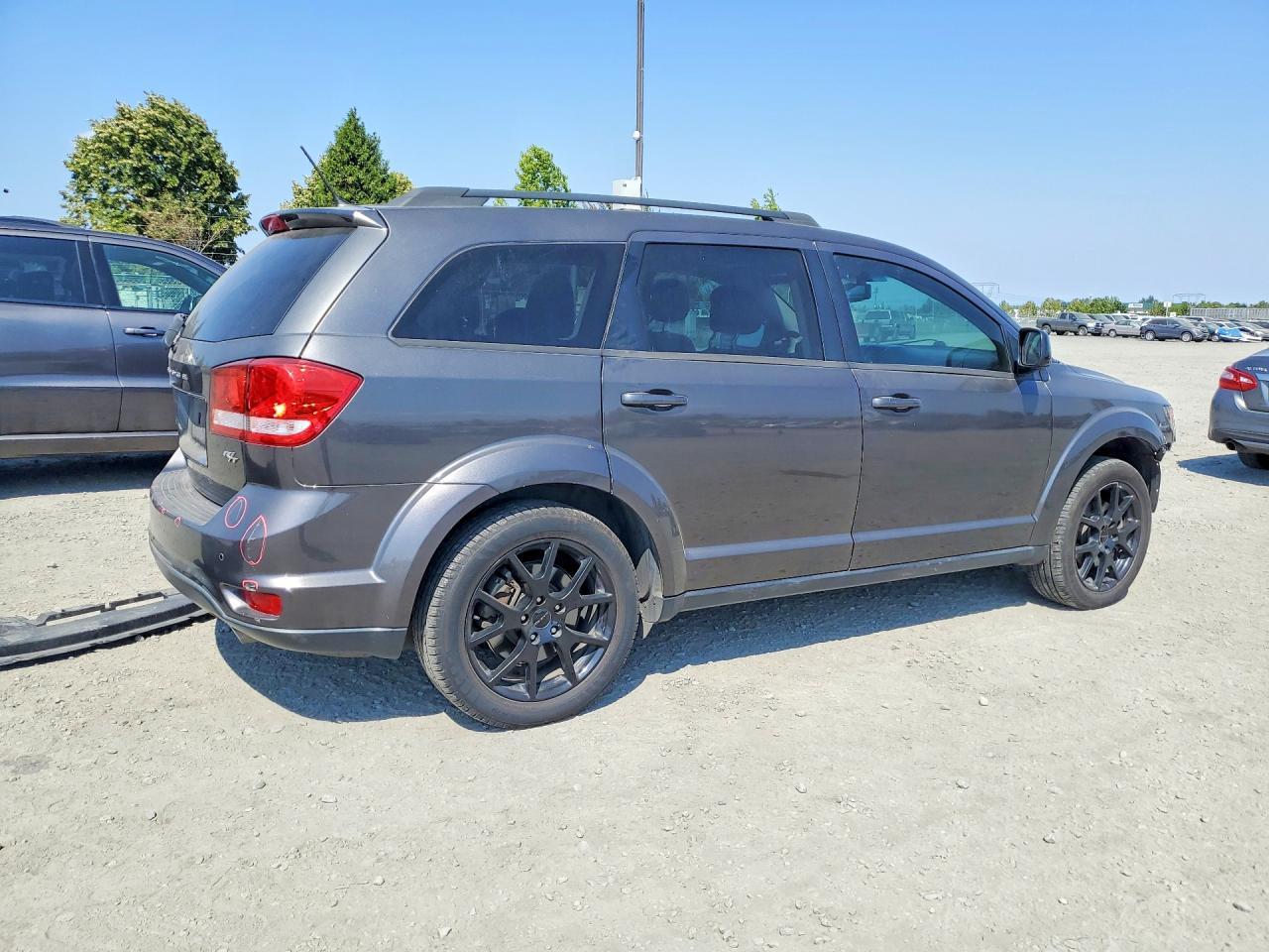 2016 Dodge Journey R/T - zdjęcie 3