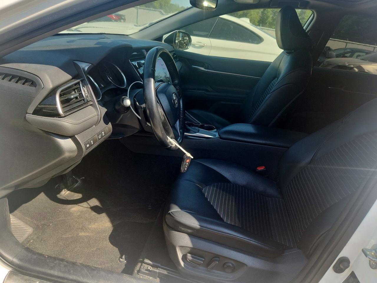 2020 Toyota Camry Se - zdjęcie 7