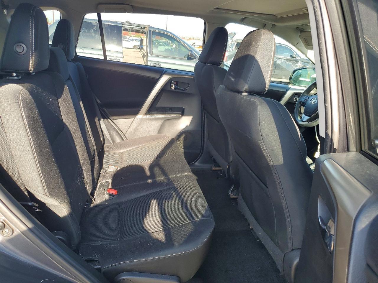 2014 Toyota Rav4 Xle - zdjęcie 10