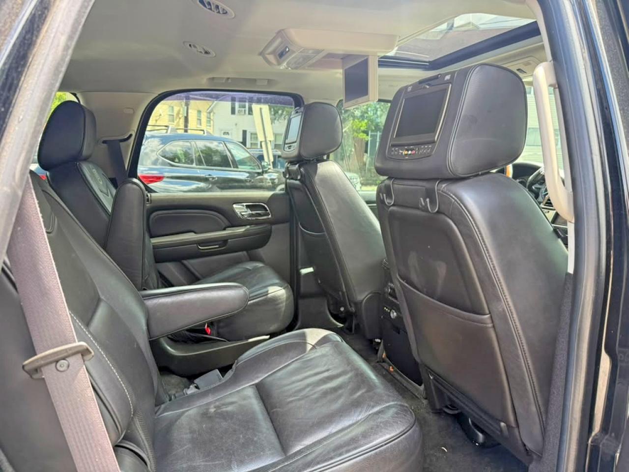 2014 Cadillac Escalade Platinum - zdjęcie 5