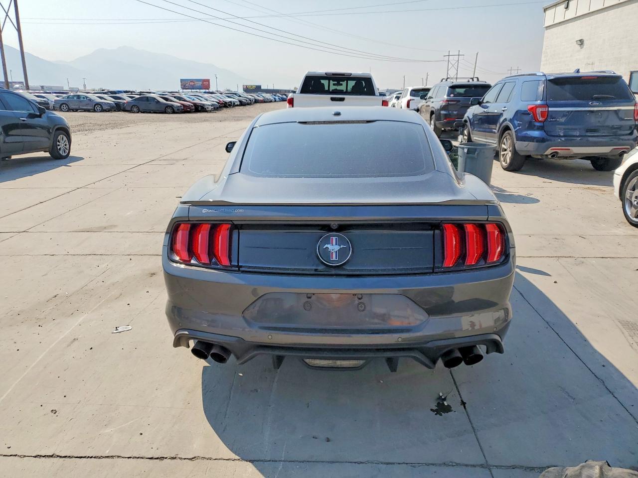 2020 Ford Mustang - zdjęcie 6
