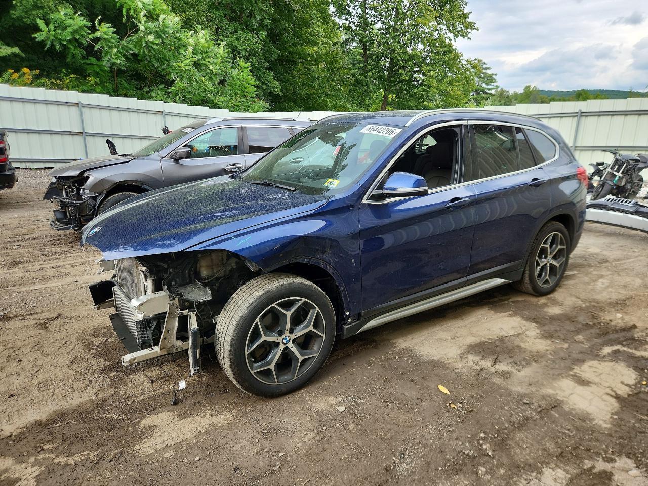 2019 BMW X1 xDrive28I - zdjęcie główne