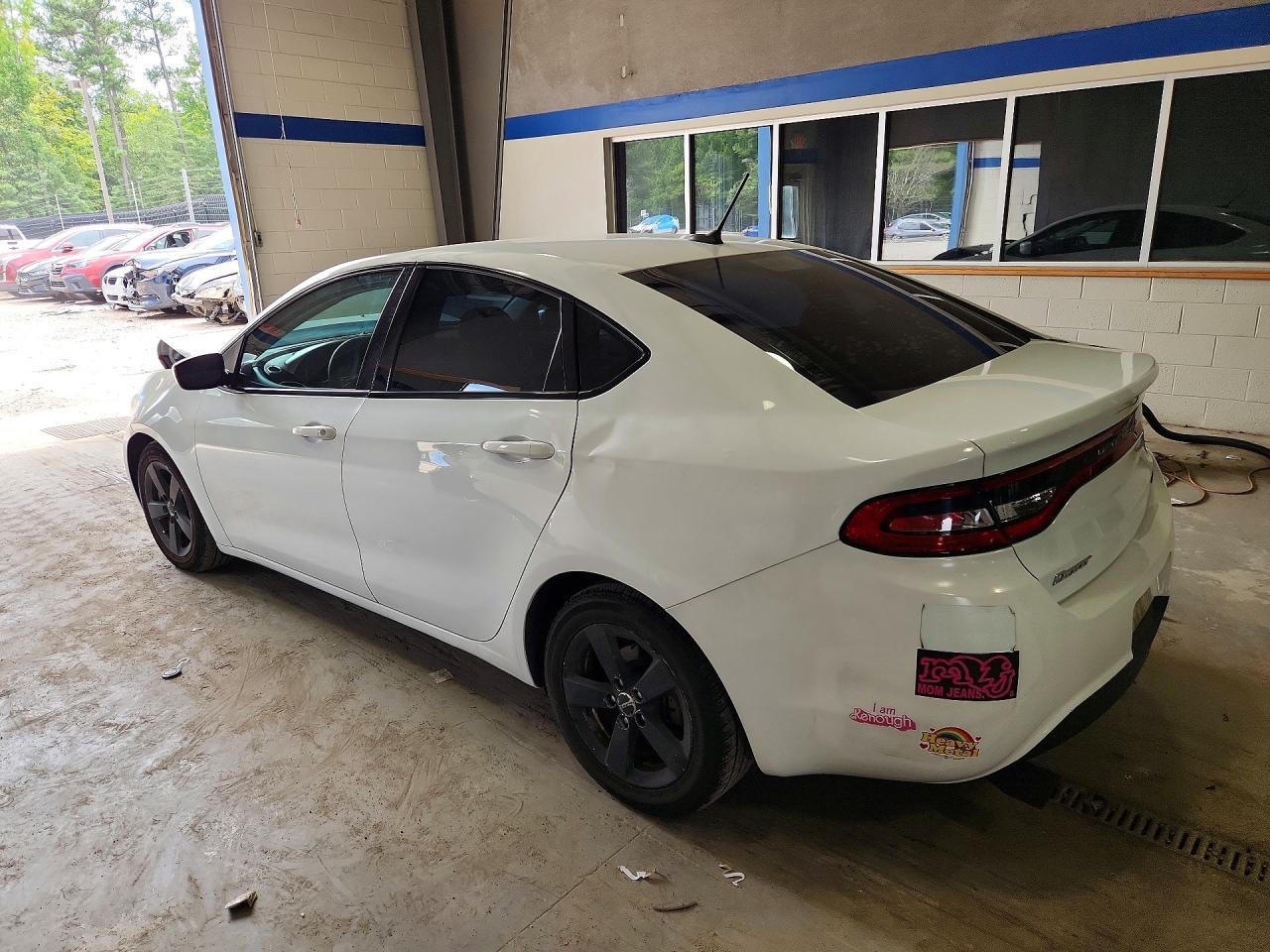 2016 Dodge Dart Sxt - zdjęcie 2