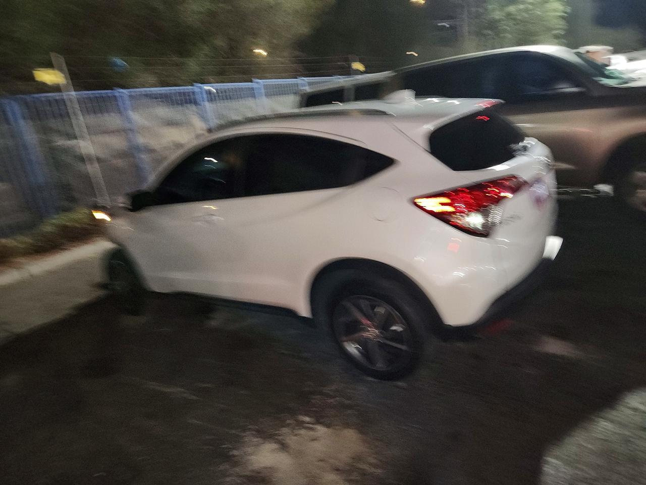 2022 Honda Hr-V Ex - zdjęcie 2
