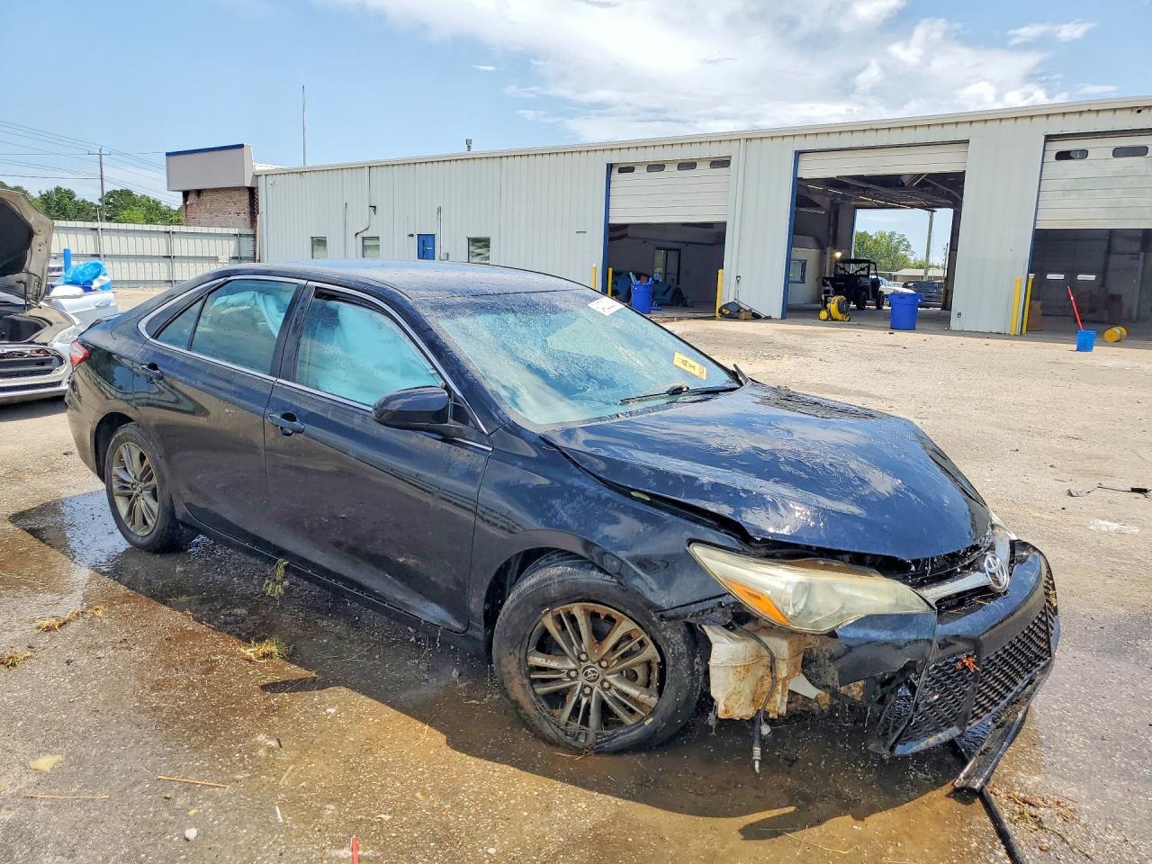 2016 Toyota Camry Se - zdjęcie 4