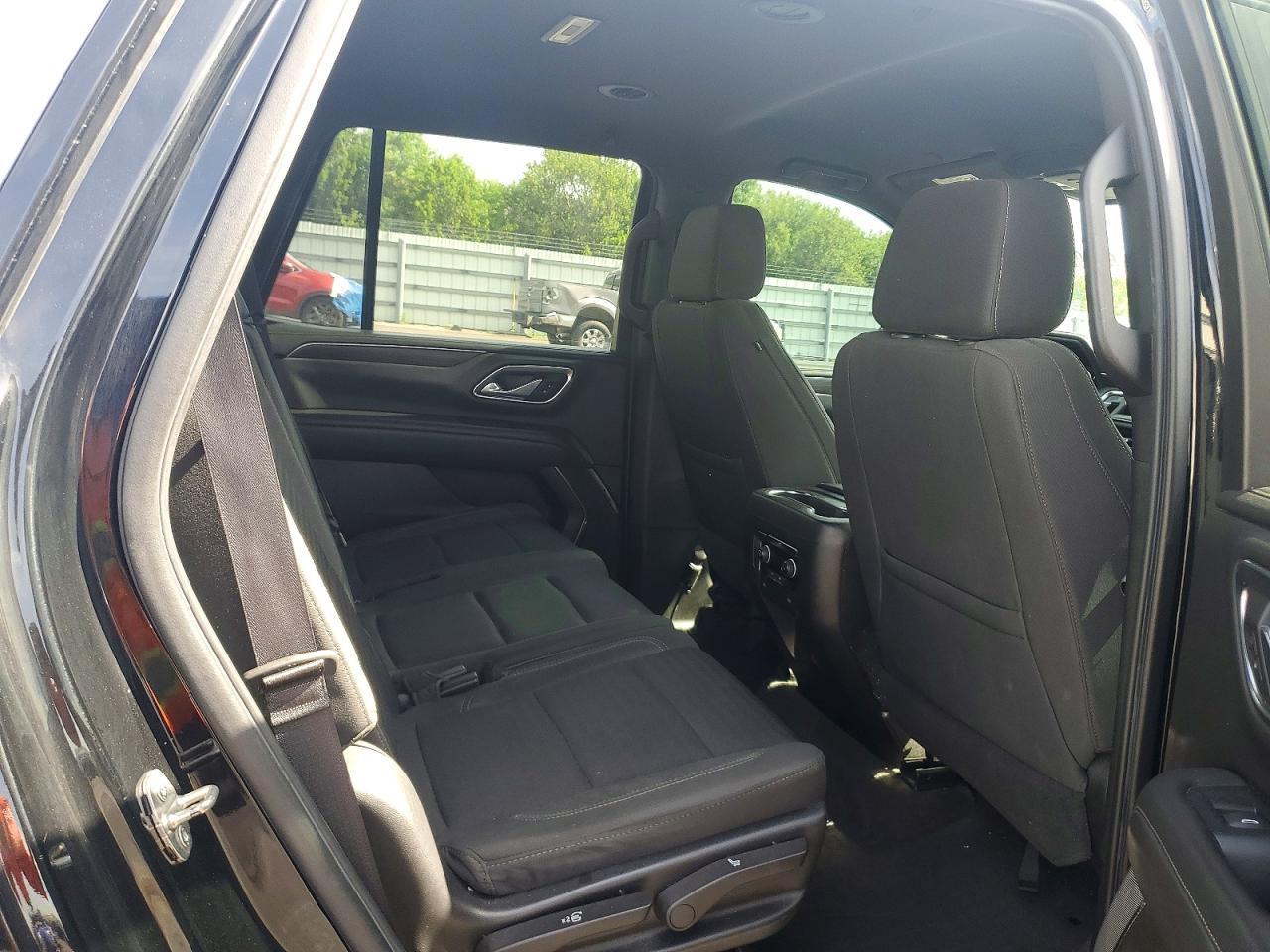 2021 Chevrolet Tahoe C1500 Ls - zdjęcie 11