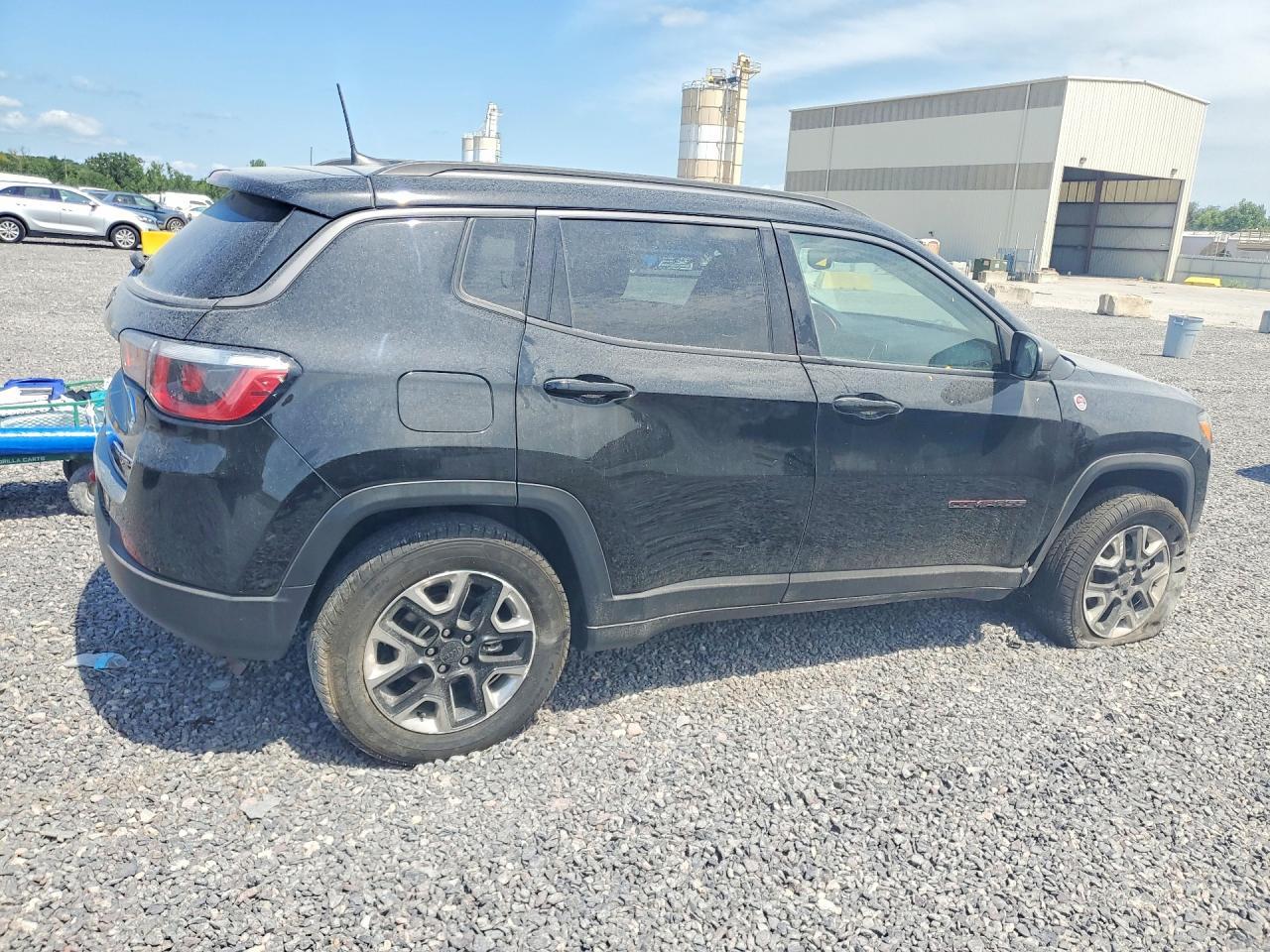 2018 Jeep Compass Trailhawk - zdjęcie 3